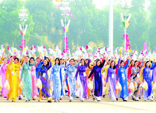 Mitting kỷ niệm 100 năm ngày quốc tế phụ nữ Việt Nam